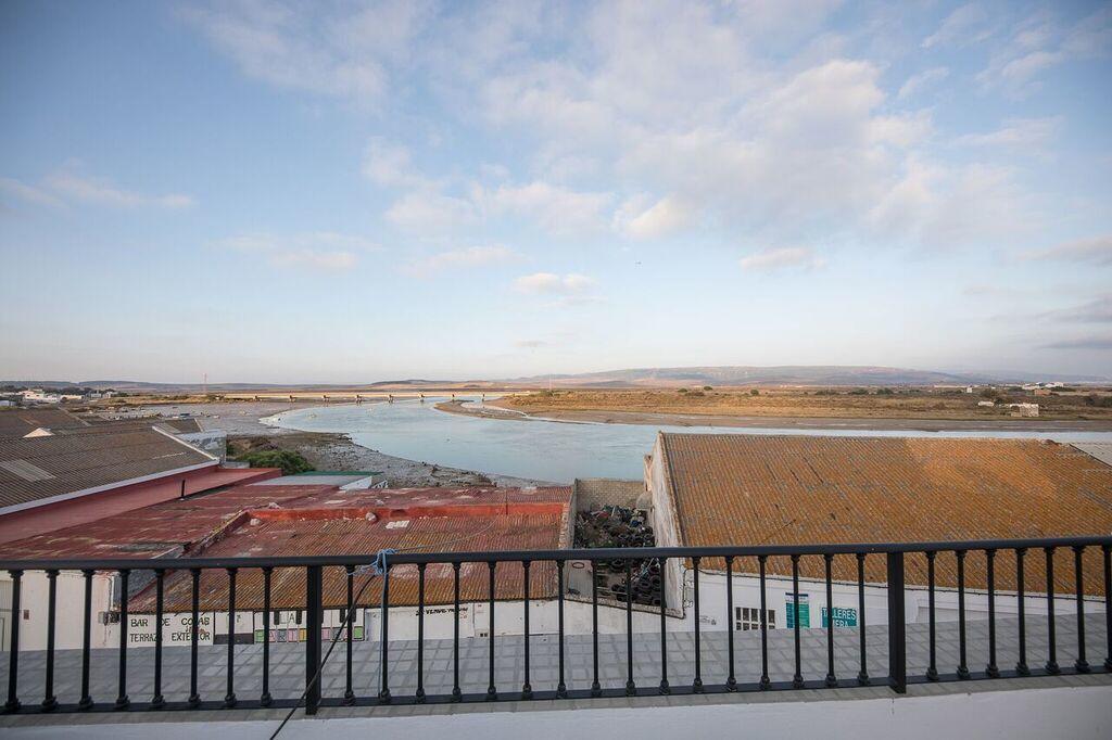 Factory Rooms Barbate Exterior foto